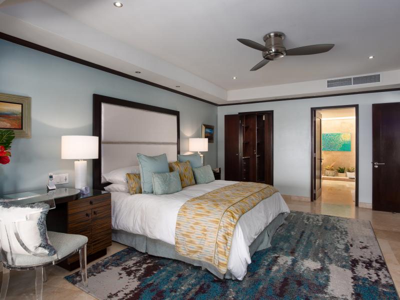 Coral Cove 14 - Crows Nest beachfront , Beachfront villas Barbados , Coral Cove , Paynes Bay , St James , West Coast Barbados  