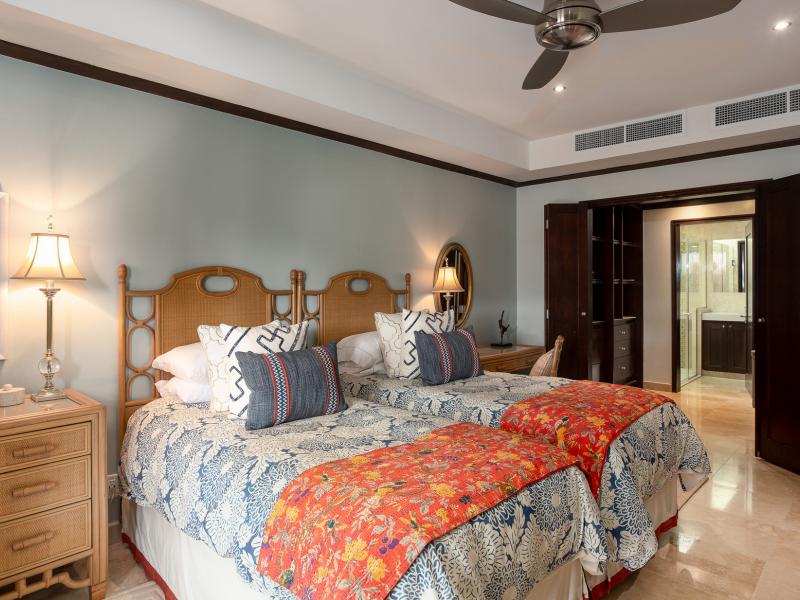 Coral Cove 14 - Crows Nest beachfront , Beachfront villas Barbados , Coral Cove , Paynes Bay , St James , West Coast Barbados  