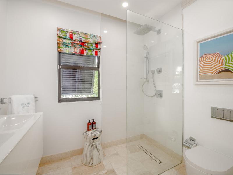 Dolphin Beach House - beachfront  , Beachfront villas Barbados , Fitts Village , St James , West Coast Barbados  