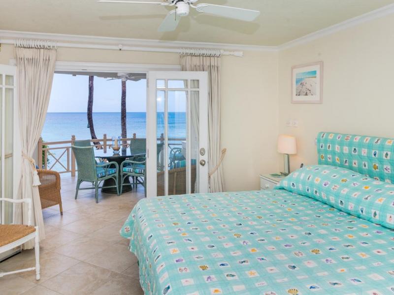 Reeds House 9 - Beachfront , Beachfront villas Barbados , Reeds Bay , Reeds House , St James , West Coast Barbados  