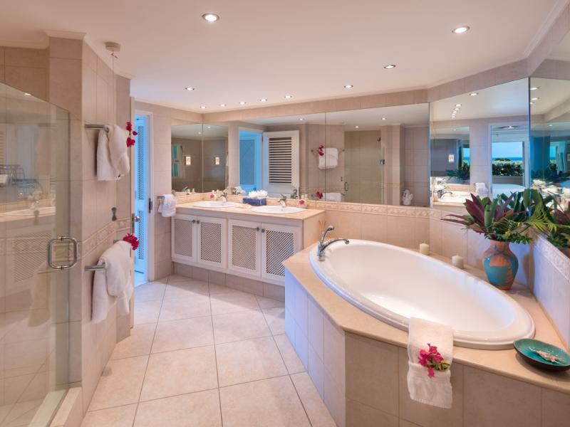 Reeds House 3 - Beachfront , Beachfront villas Barbados , Reeds Bay , Reeds House , St James , West Coast Barbados  