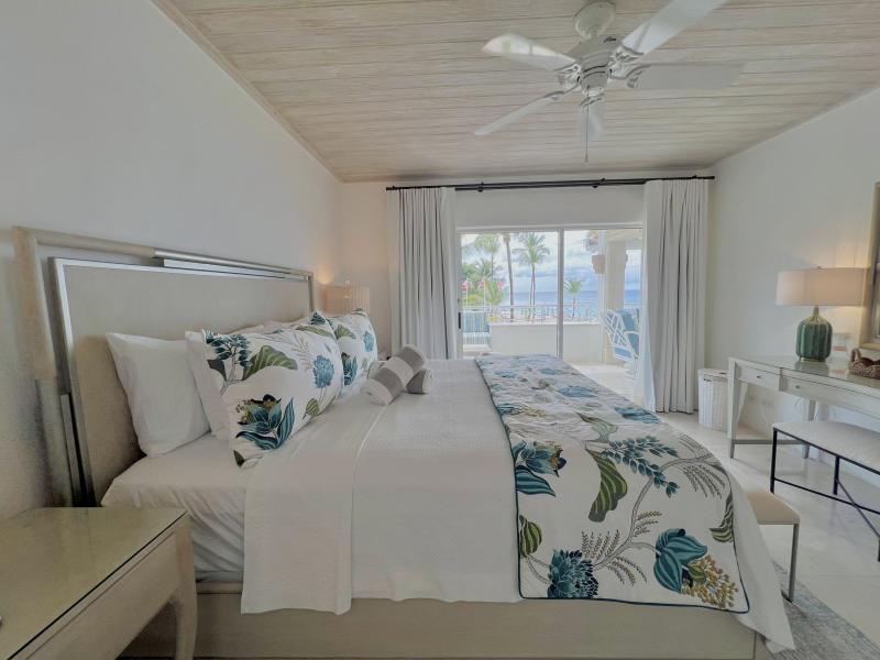 Glitter Bay 201 - Sea Sea , Beachfront villas Barbados , Glitter Bay , Porters , St James , West Coast Barbados  