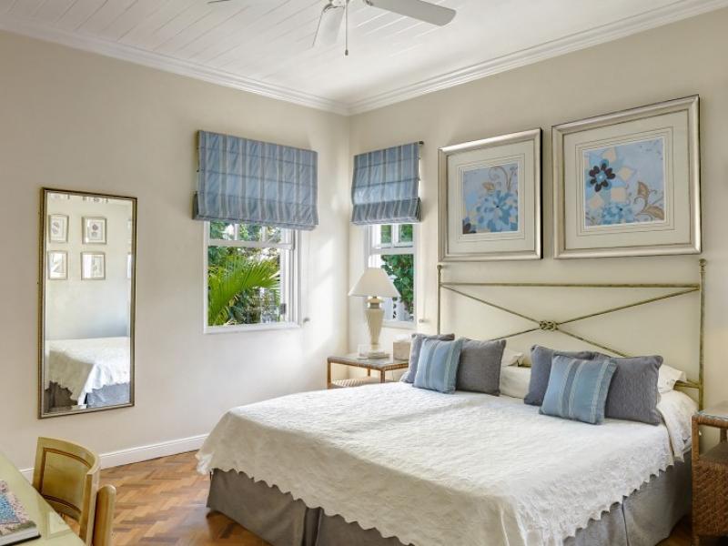 New Mansion - Beachfront , Beachfront villas Barbados , Fitts Village , Paynes Bay , St James , West Coast Barbados  