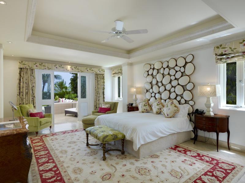 Smugglers Cove 1 , Beachfront villas Barbados , Paynes Bay , St James , West Coast Barbados  