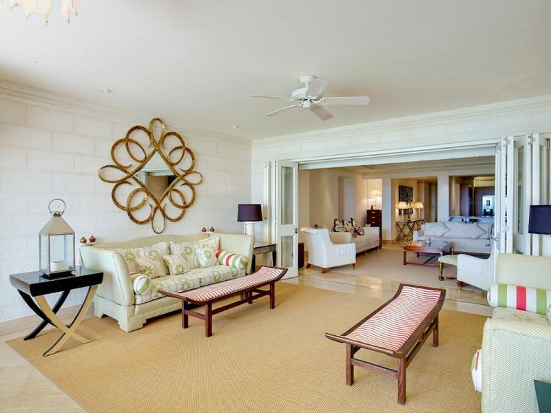 Smugglers Cove 1 , Beachfront villas Barbados , Paynes Bay , St James , West Coast Barbados  