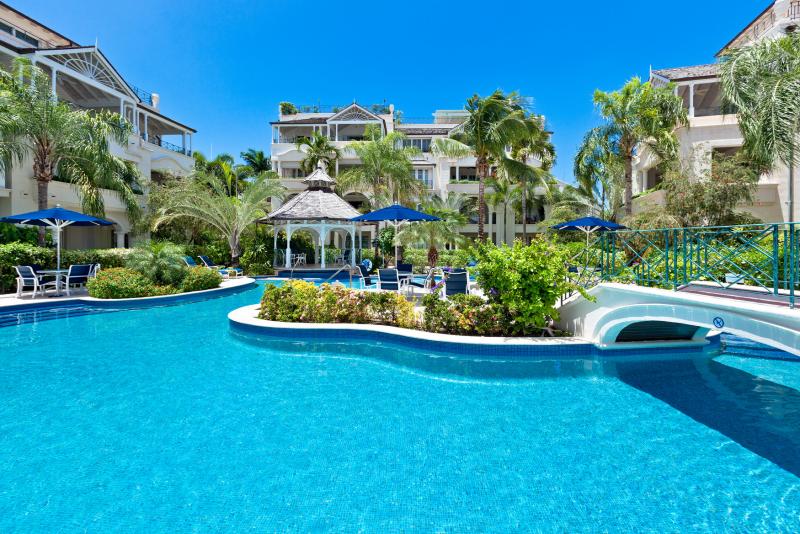Beachfront - Schooner Bay 206 - The Palms Beachfront - Schooner Bay 206 - The Palms