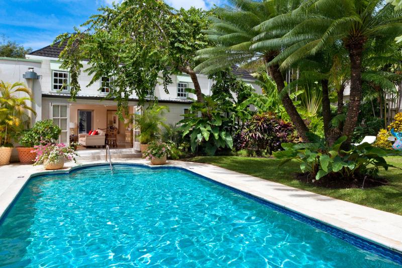 Leamington House-Beachfront