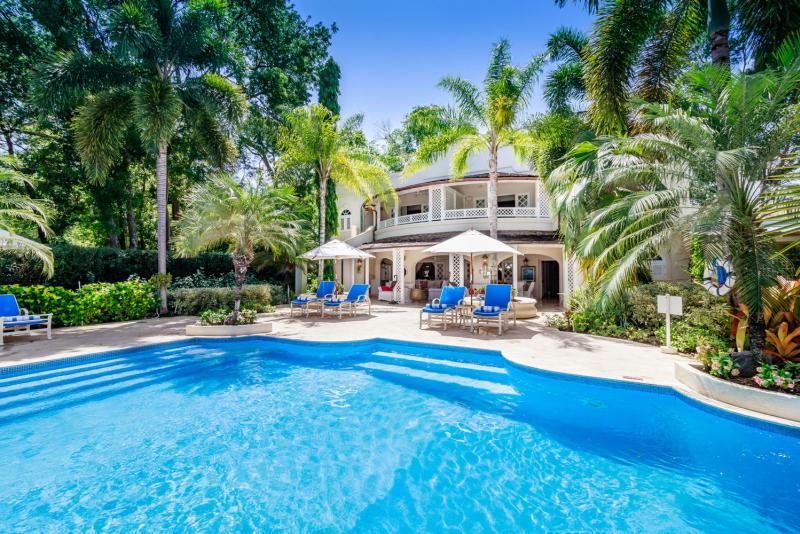 Beachfront - Villa Sandalo Beachfront - Villa Sandalo